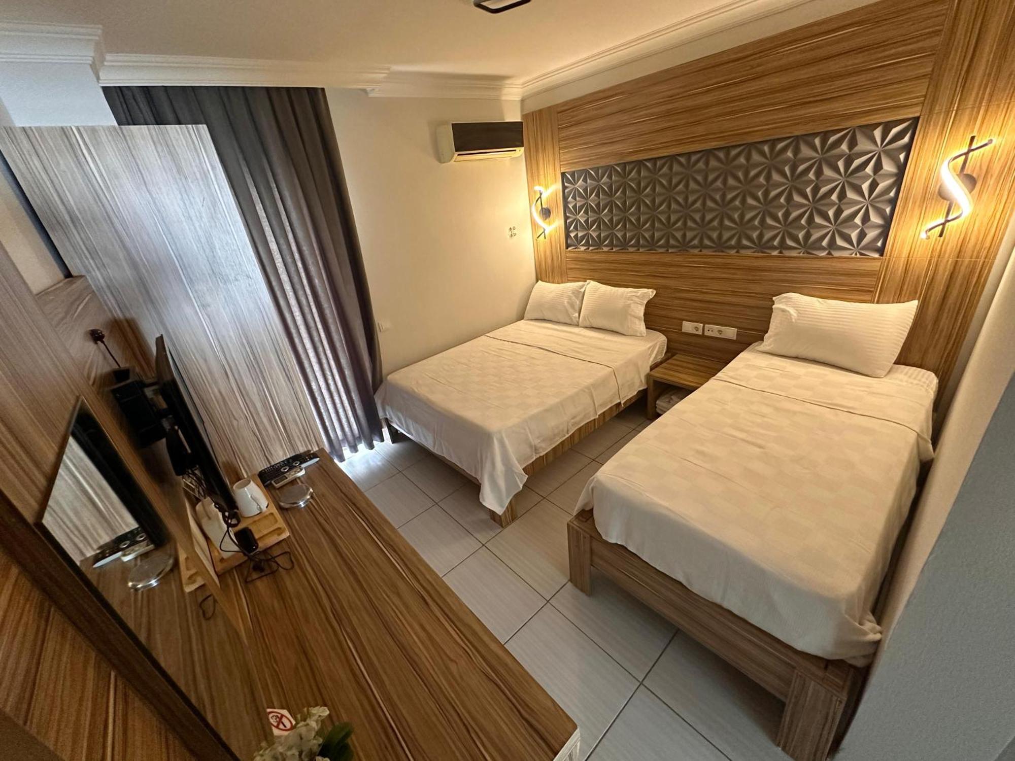 Royal Ezel Hotel アンタルヤ エクステリア 写真
